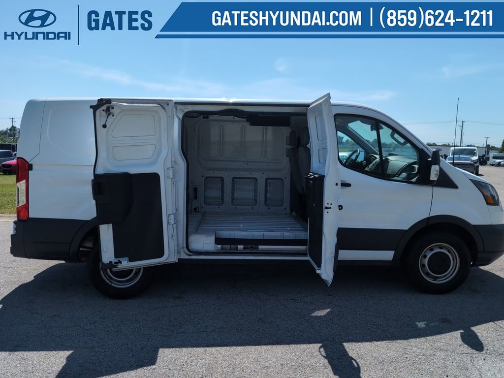 Used 2018 Ford Transit 150 130 Low Roof RWD image 19