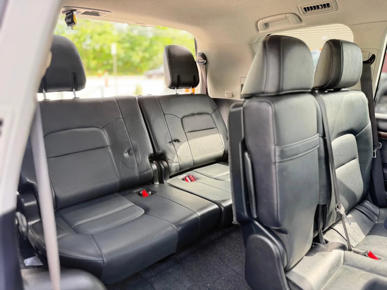 Used 2016 Toyota Land Cruiser w/ Four Season Floor Mat Package AWD/4WD image 13