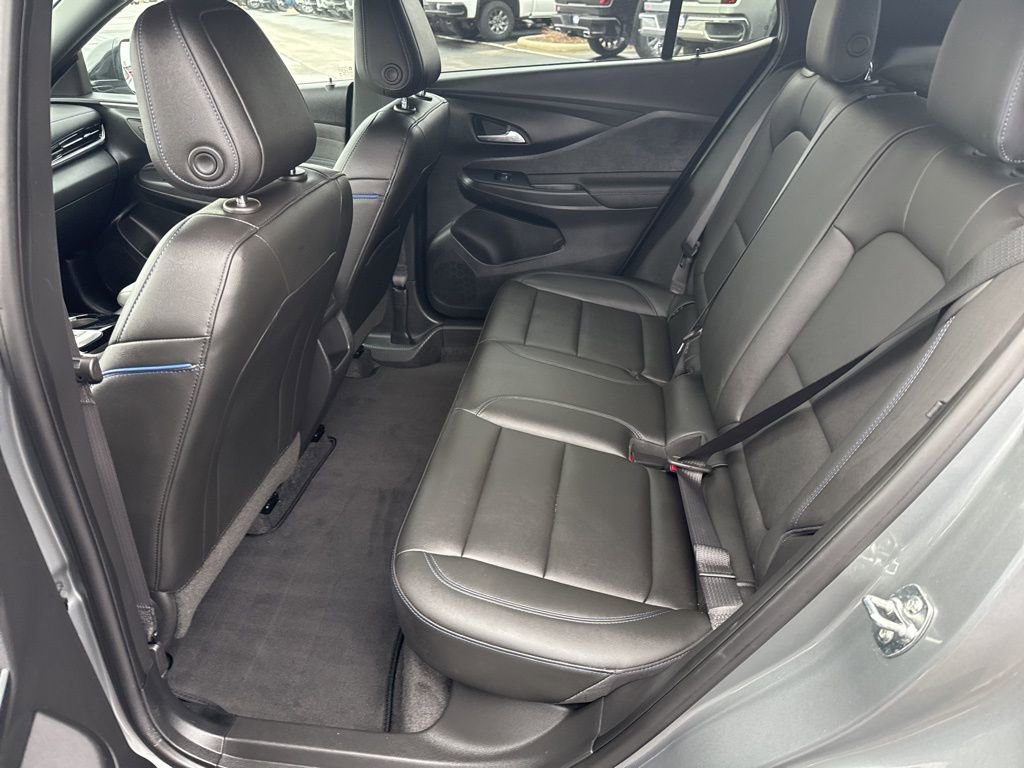Used 2025 Buick Envista Sport Touring FWD image 21