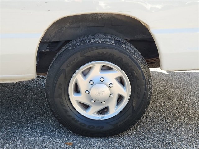 Used 2011 Ford E-350 and Econoline 350 XLT image 26