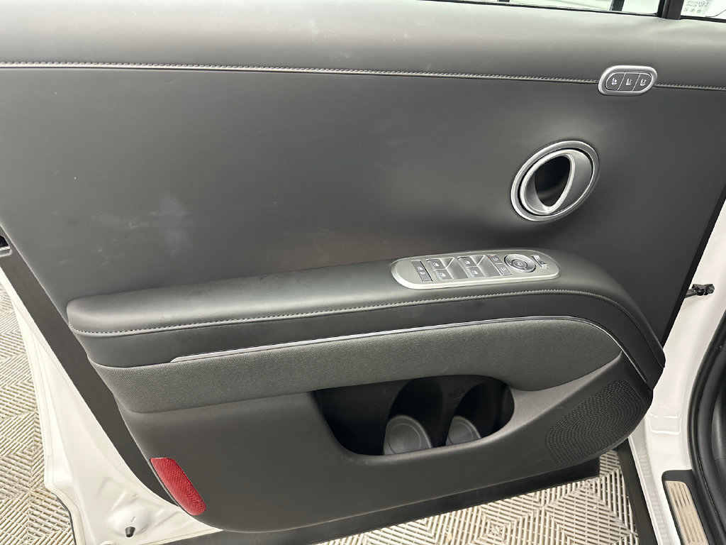 Used 2026 Hyundai Palisade Calligraphy FWD image 11