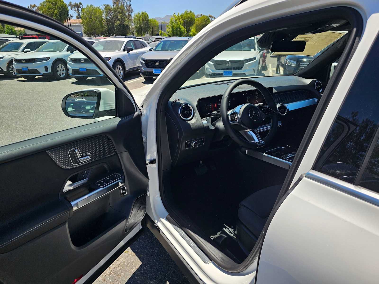 New 2026 Mercedes-Benz GLB 250 image 19