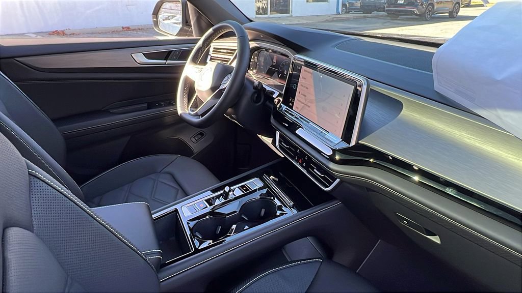 New 2026 Volkswagen Atlas Cross Sport SE image 9