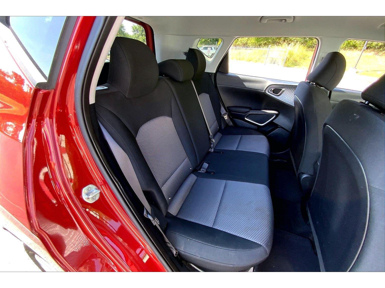Used 2022 Kia Soul LX FWD image 24