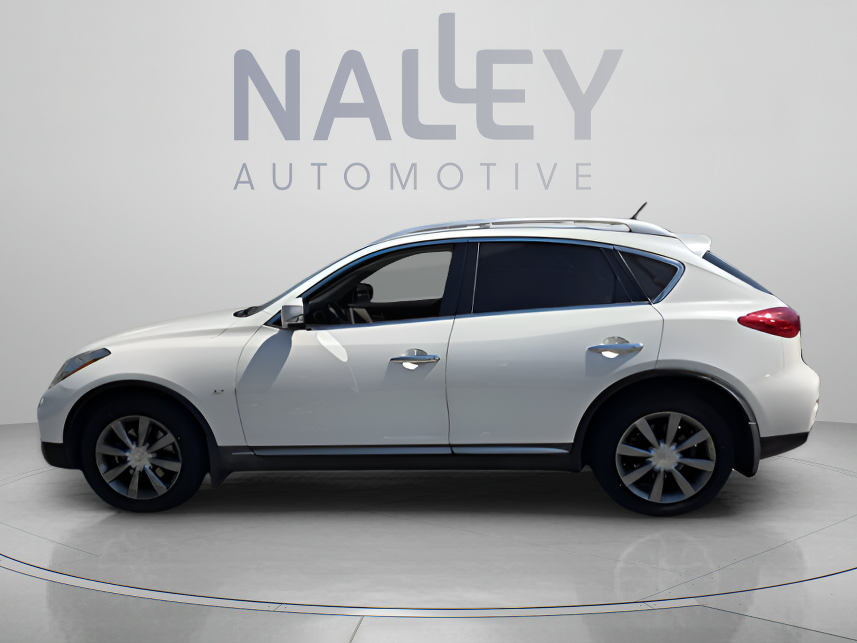 Used 2017 INFINITI QX50 AWD w/ Premium Plus Package image 2