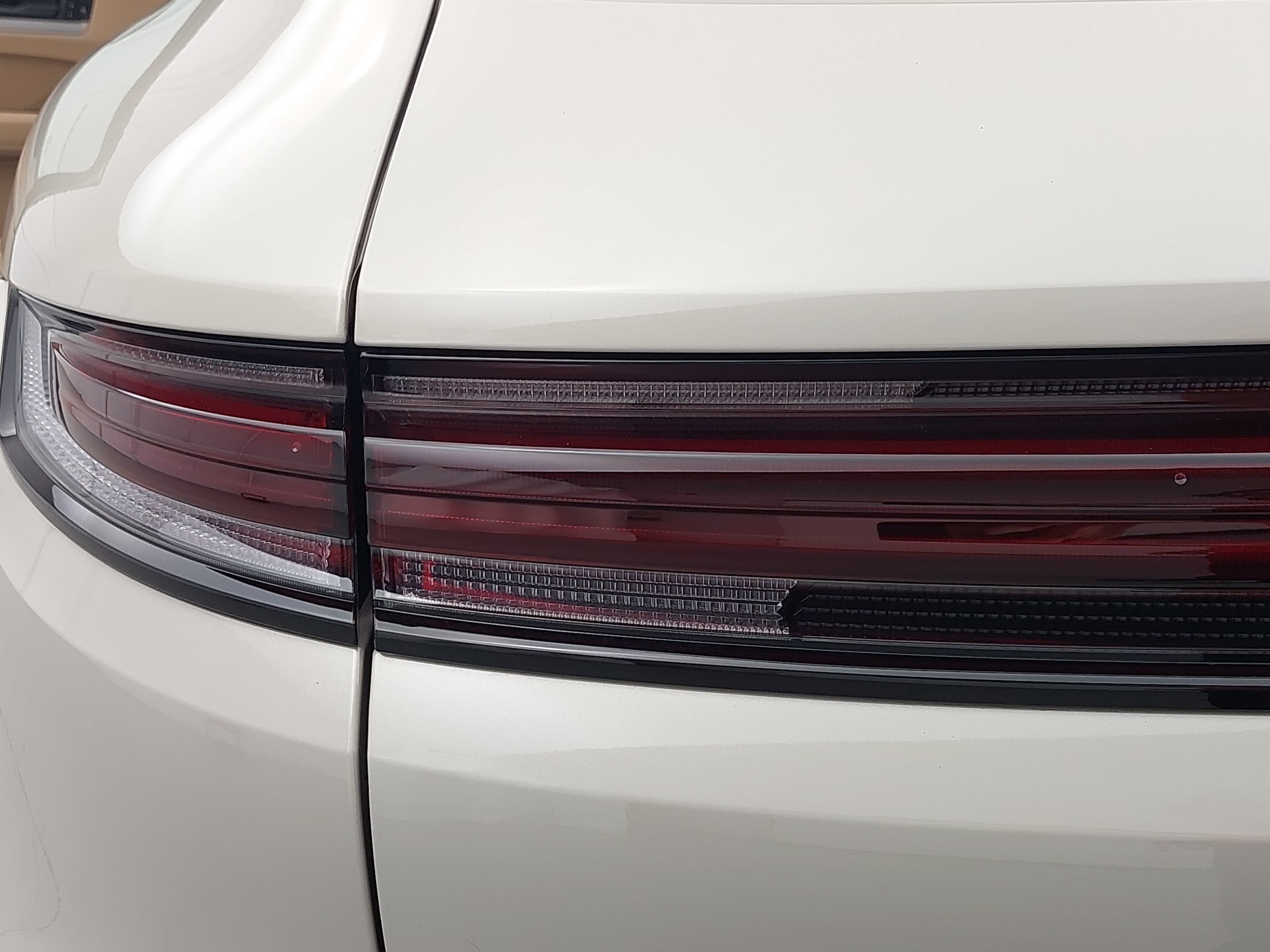 Certified 2026 Porsche Cayenne AWD/4WD image 37
