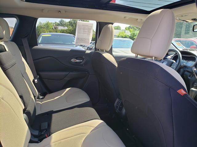 Used 2016 Jeep Cherokee 75th Anniversary AWD/4WD image 17