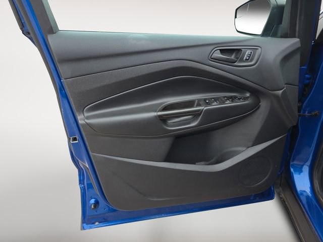 Used 2017 Ford Escape S image 16