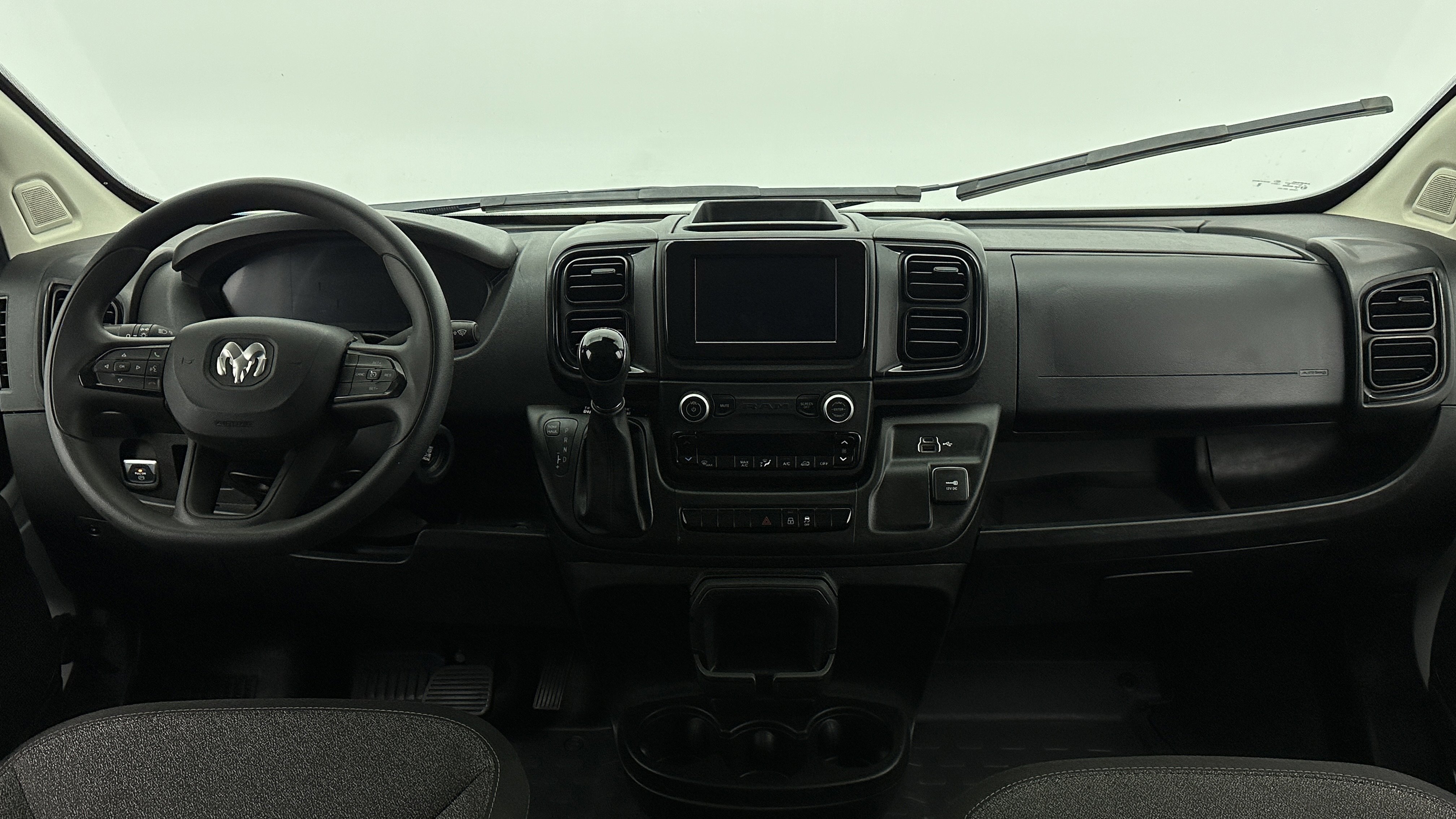 Used 2023 RAM ProMaster 2500 image 17