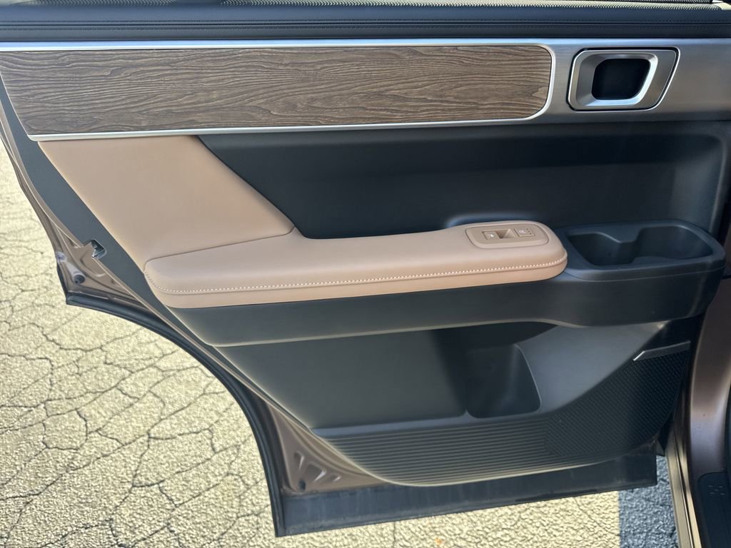 Used 2025 Hyundai Santa Fe Limited image 20