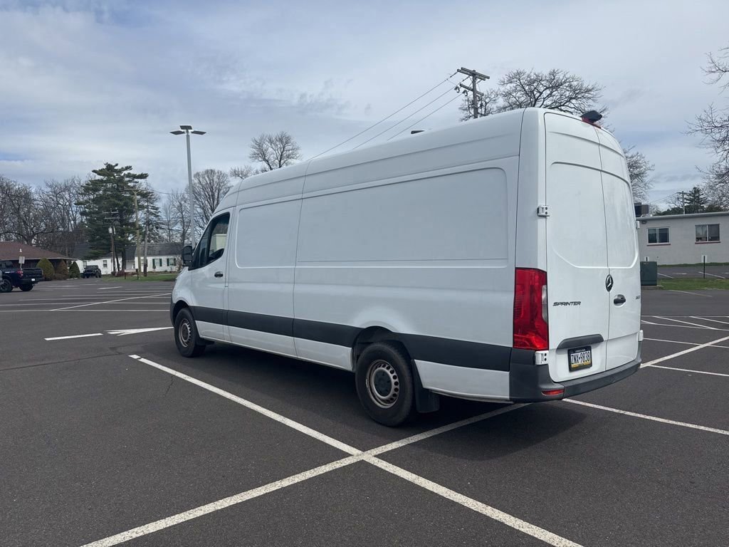 Used 2019 Mercedes-Benz Sprinter 170 image 5