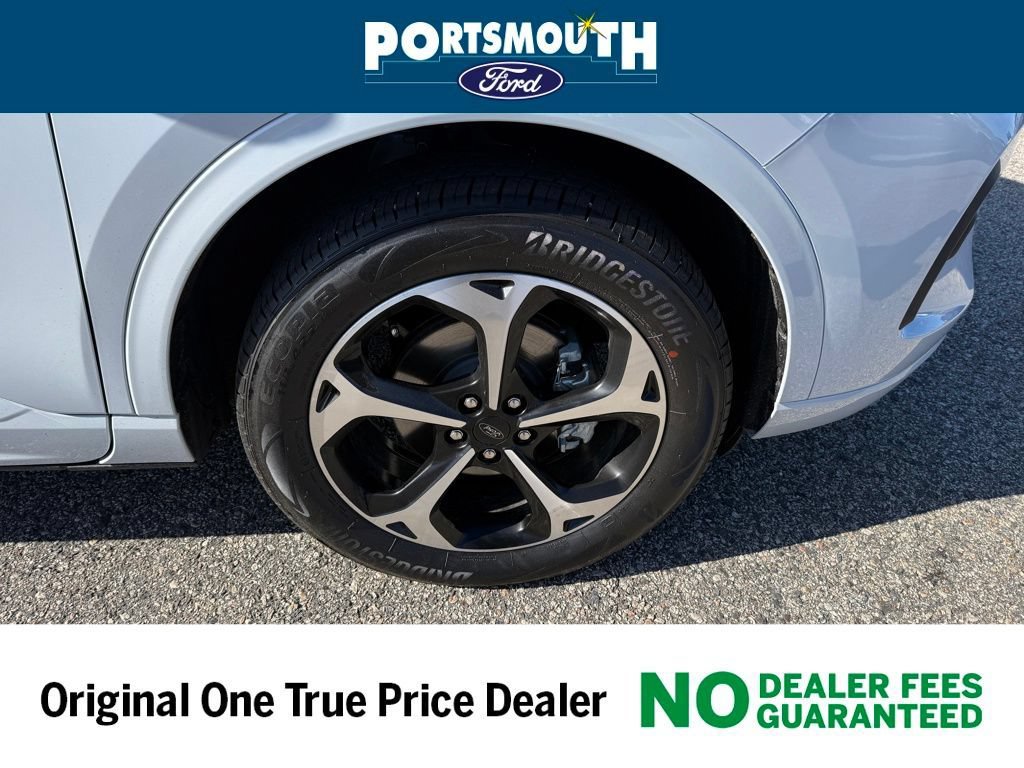 Used 2025 Ford Escape ST-Line Elite AWD/4WD image 36