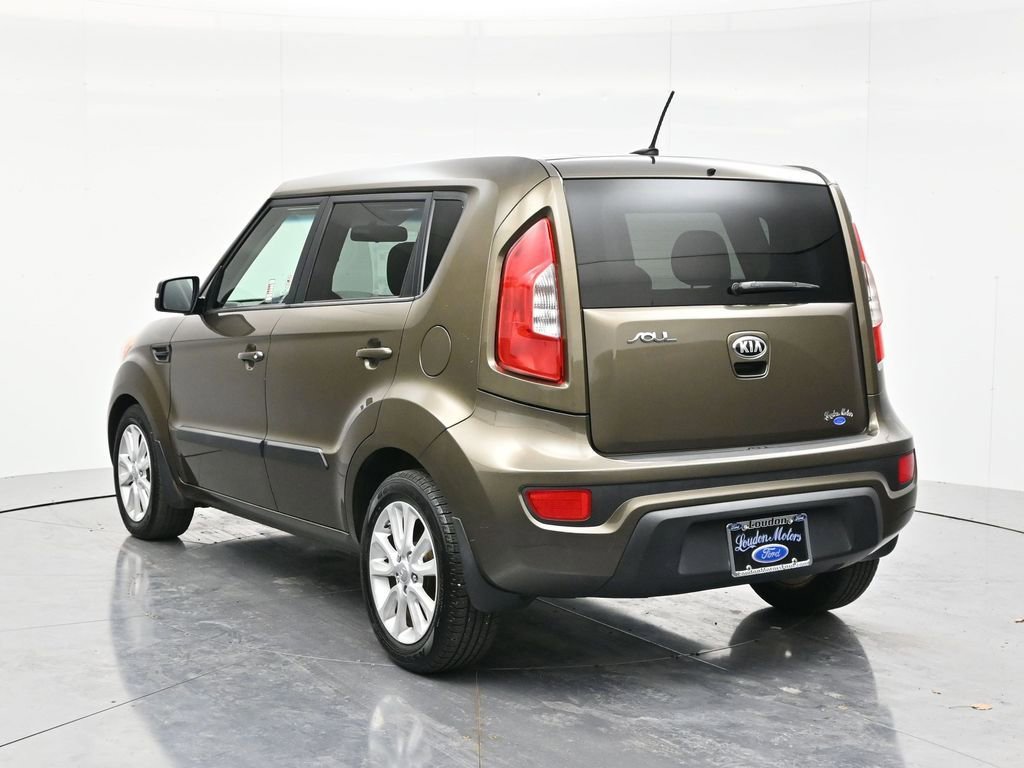 Used 2013 Kia Soul + image 7