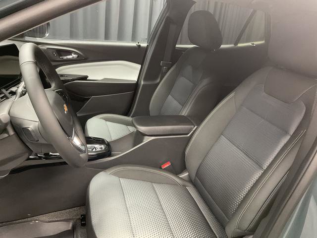 New 2026 Chevrolet Trax LT w/ Driver Confidence Package image 12