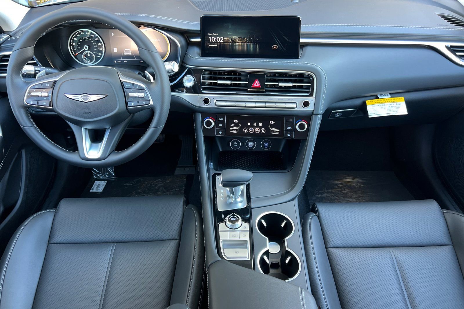 Used 2026 Genesis G70 2.5T image 15