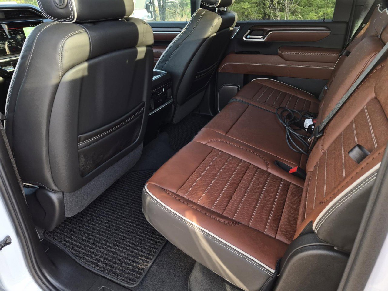 New 2026 GMC Sierra 3500 Denali Ultimate image 13