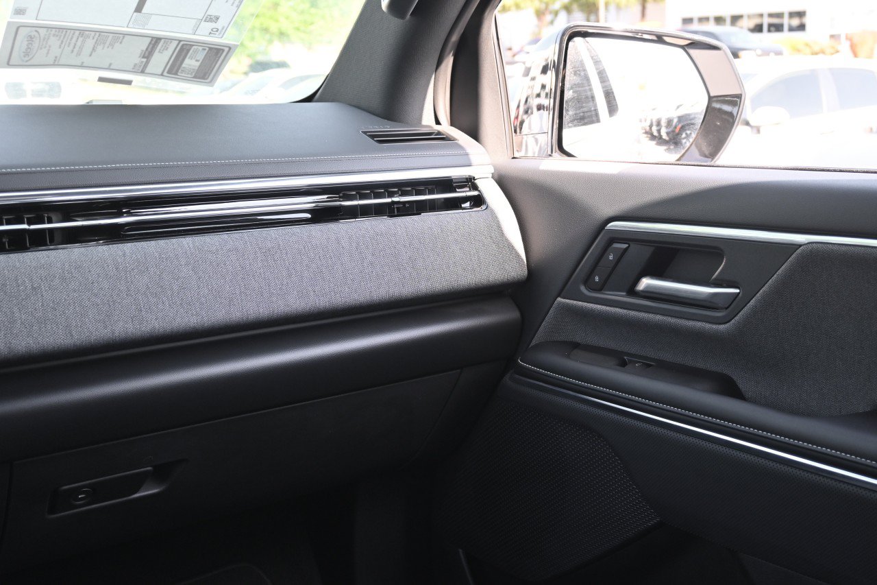 New 2026 GMC Sierra EV Elevation AWD/4WD image 8