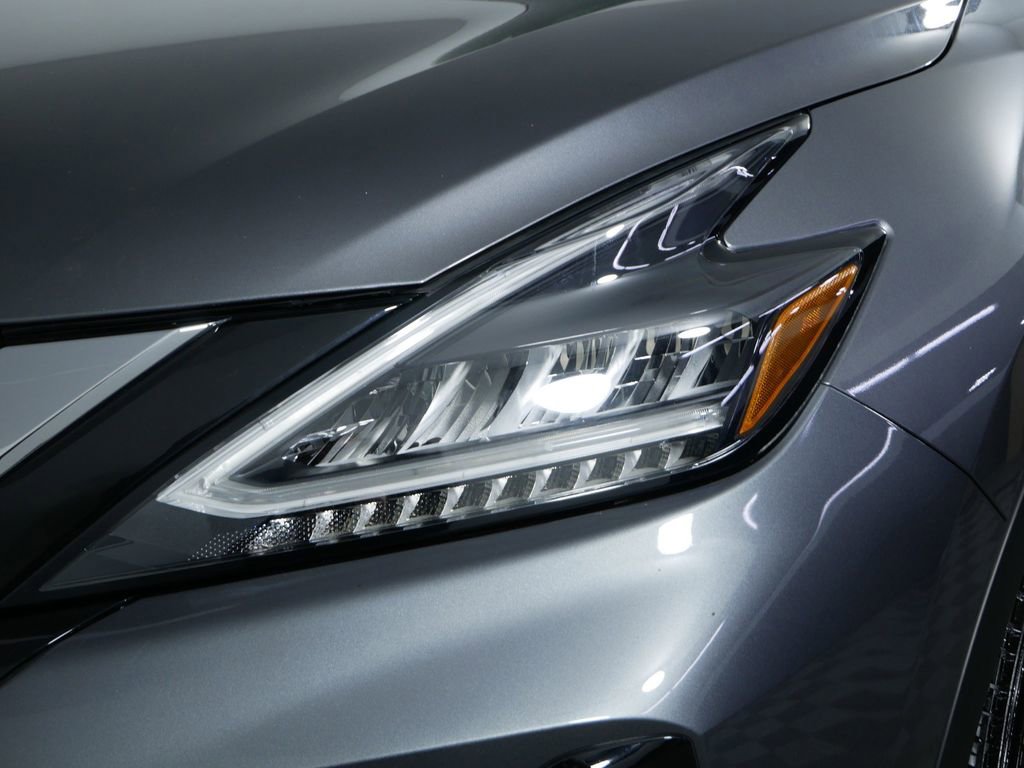 Used 2022 Nissan Murano S image 11