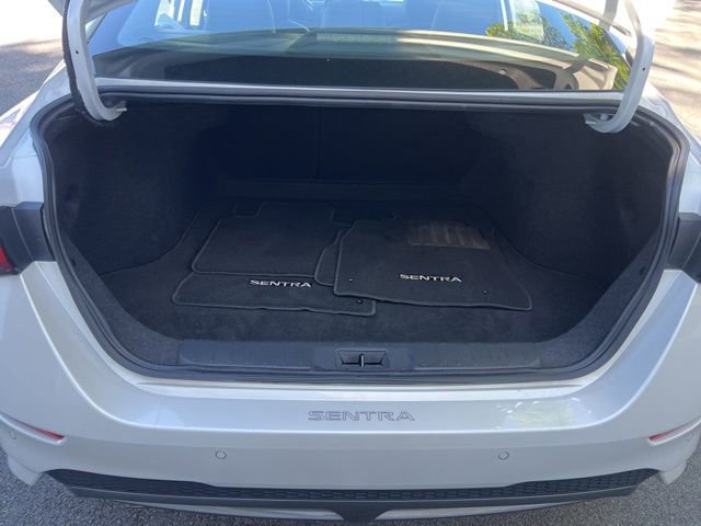 Used 2023 Nissan Sentra SR w/ SR Premium Package FWD image 7
