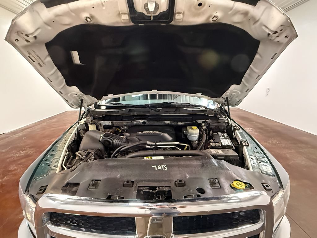 Used 2018 RAM 3500 SLT w/ Snow Chief Group AWD/4WD image 17