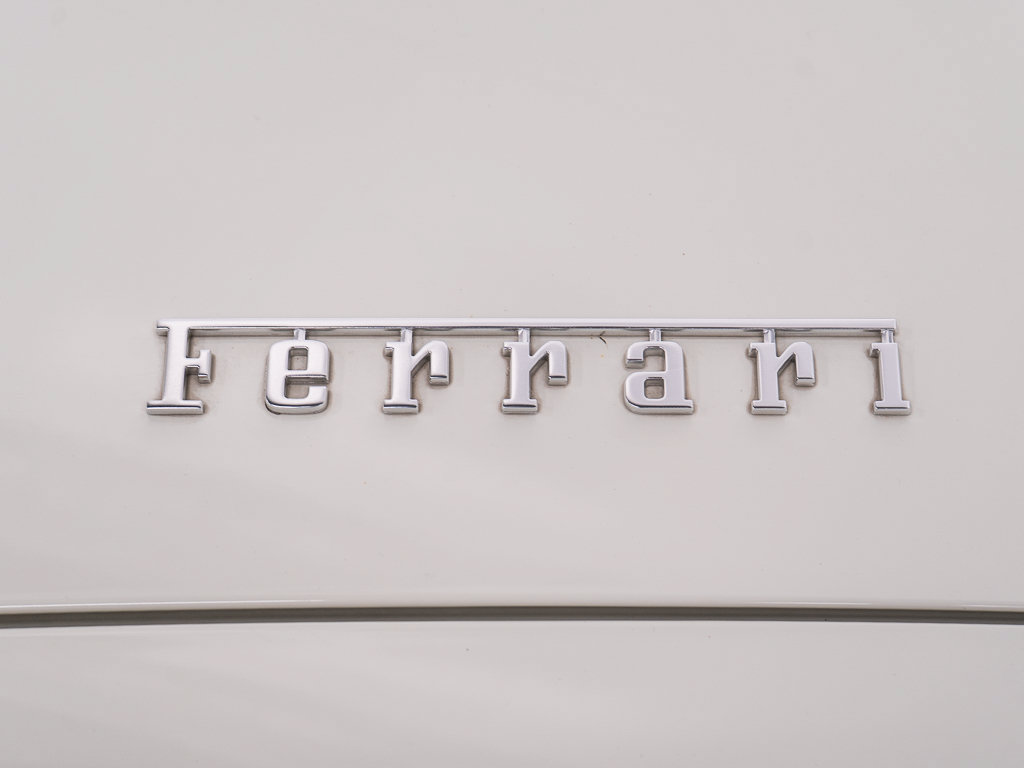 Used 2018 Ferrari 488 Spider RWD image 43
