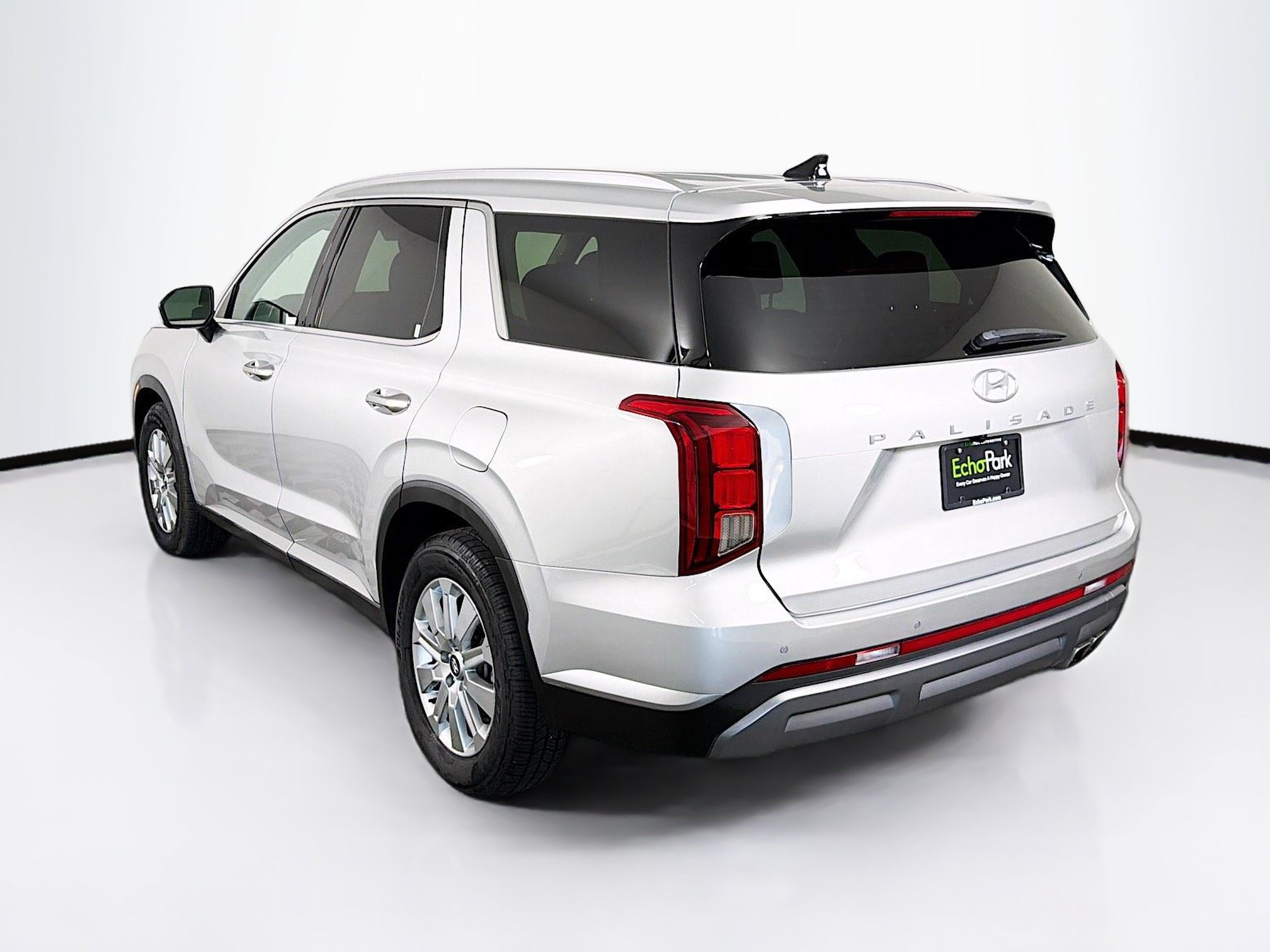 Used 2024 Hyundai Palisade SEL FWD image 5