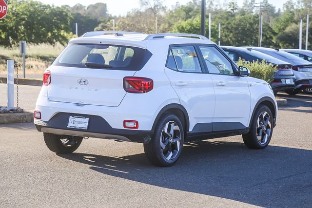 New 2026 Hyundai Venue SEL FWD image 5