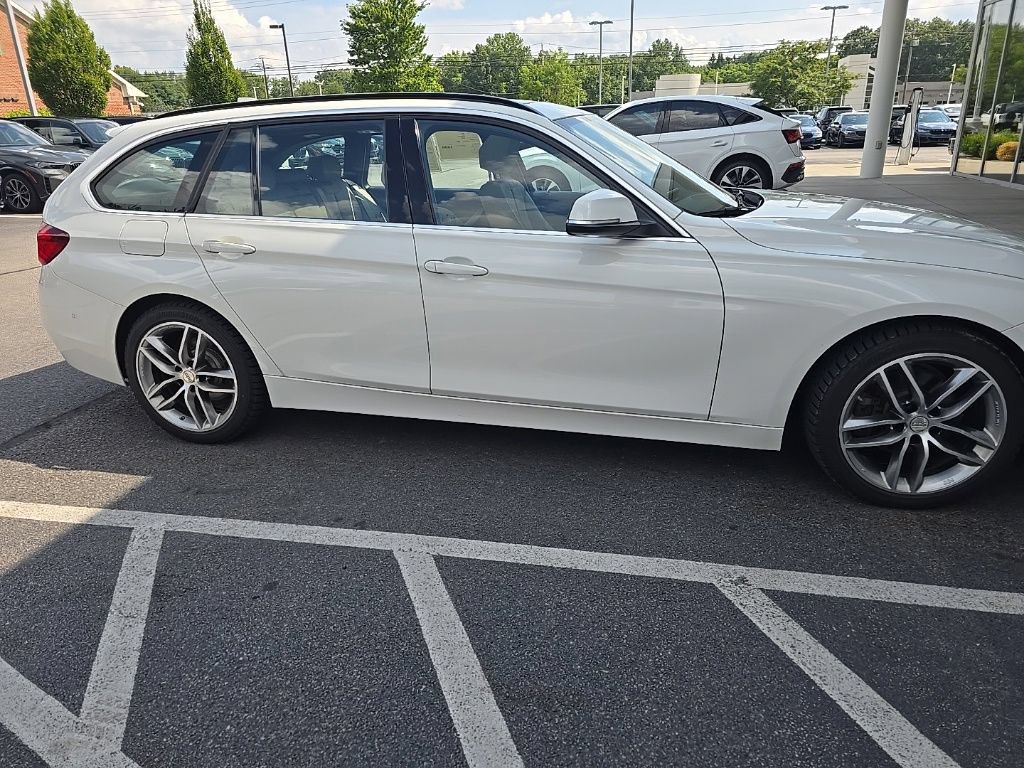 Used 2018 BMW 328d xDrive Wagon AWD/4WD image 9