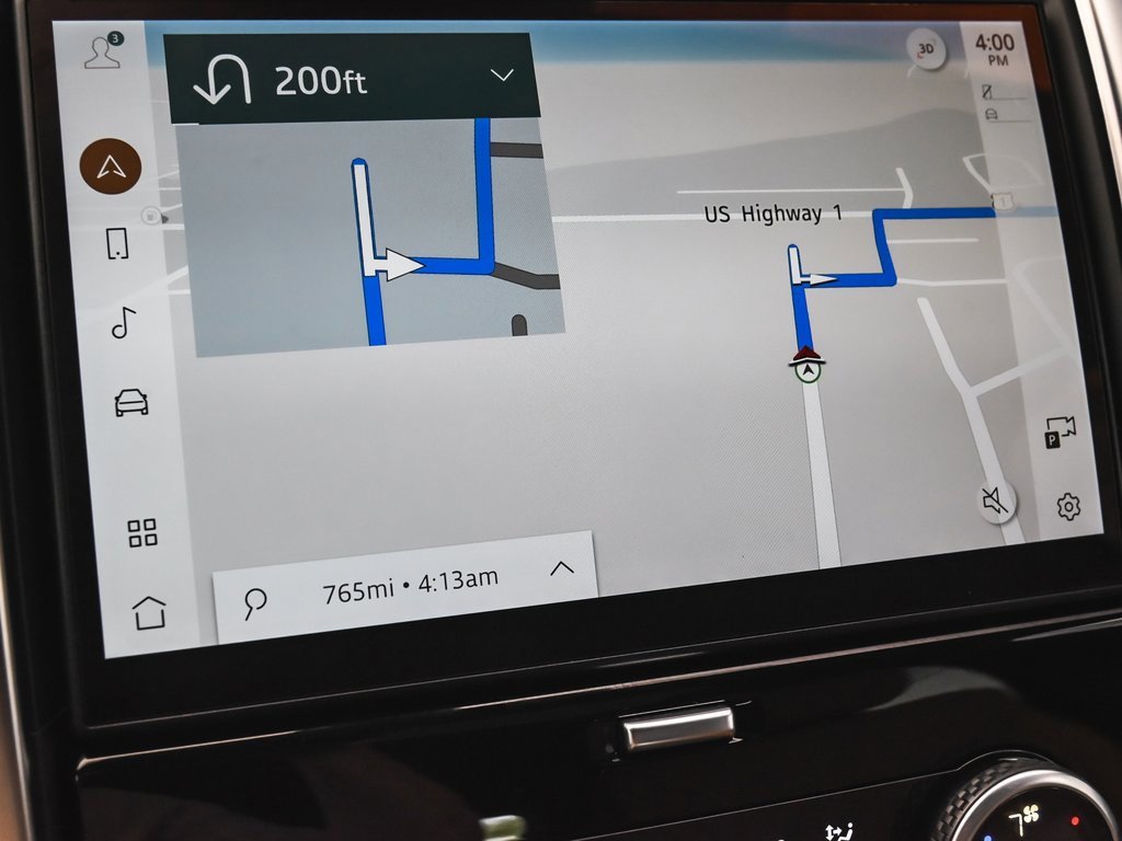 Used 2023 Land Rover Discovery HSE R-Dynamic image 28