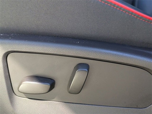 Used 2023 Buick Envision Essence w/ Sport Touring Package image 14