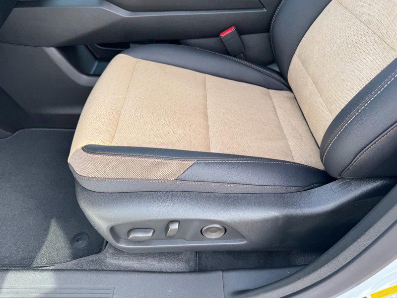 New 2026 Chevrolet Equinox ACTIV w/ Safety and Technology Package image 34