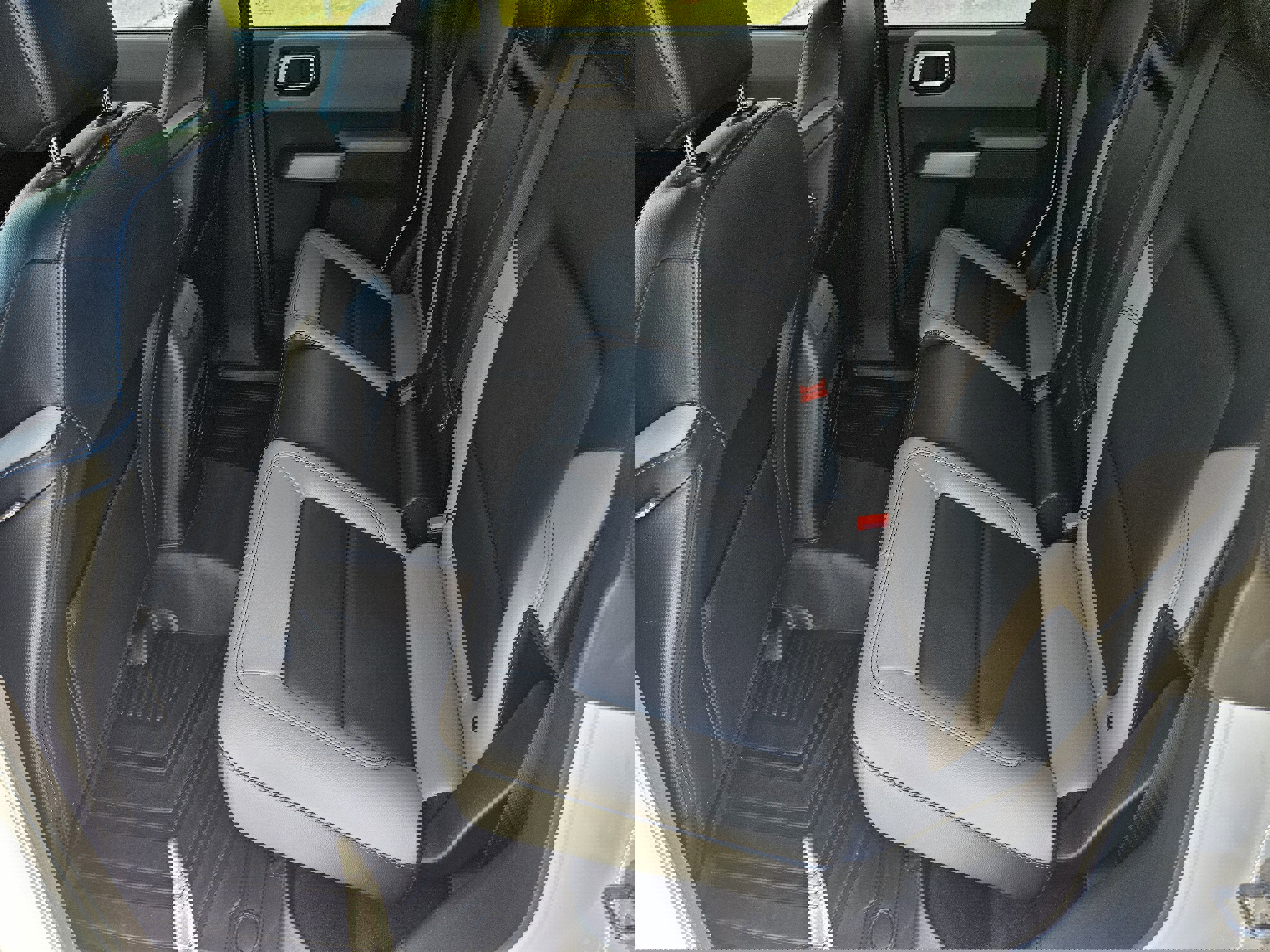 Used 2023 Ford Bronco Wildtrak image 28