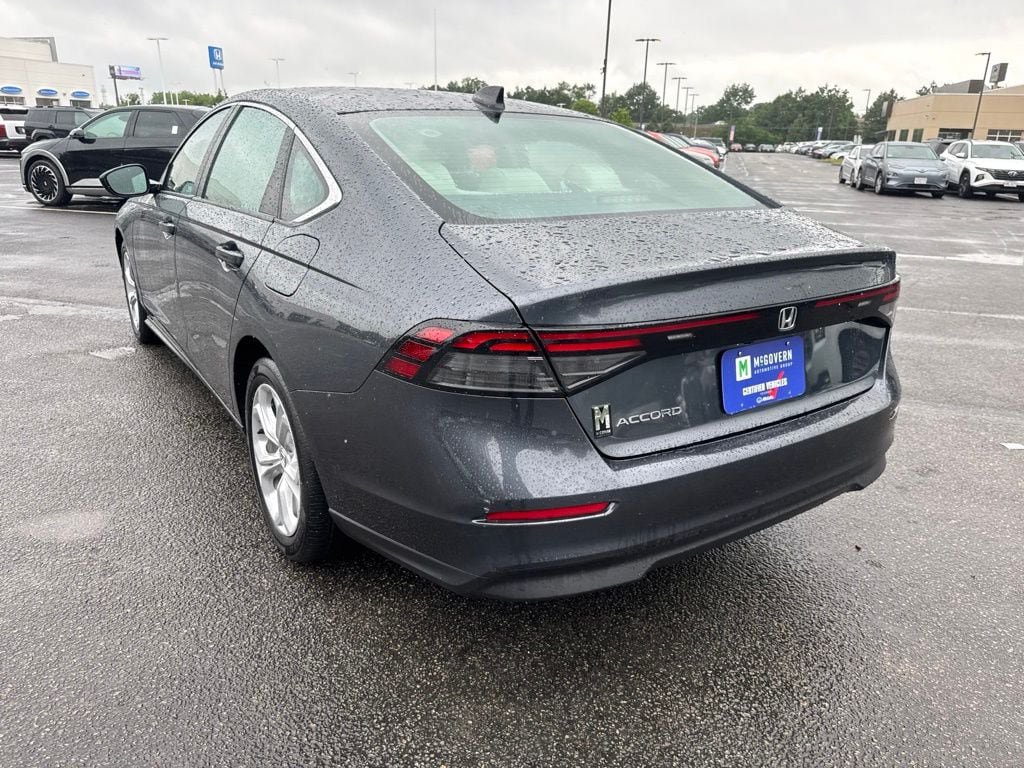 Used 2023 Honda Accord LX image 4