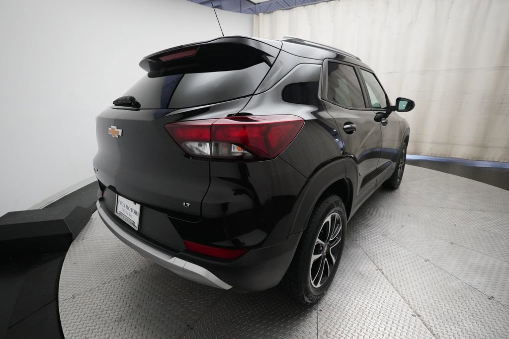 Used 2025 Chevrolet TrailBlazer LT AWD/4WD image 13