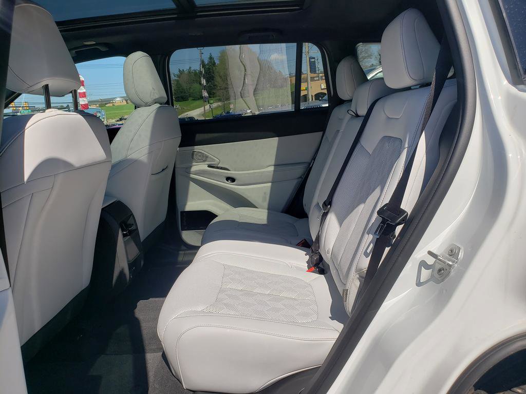 New 2026 Jeep Cherokee Overland AWD/4WD image 12