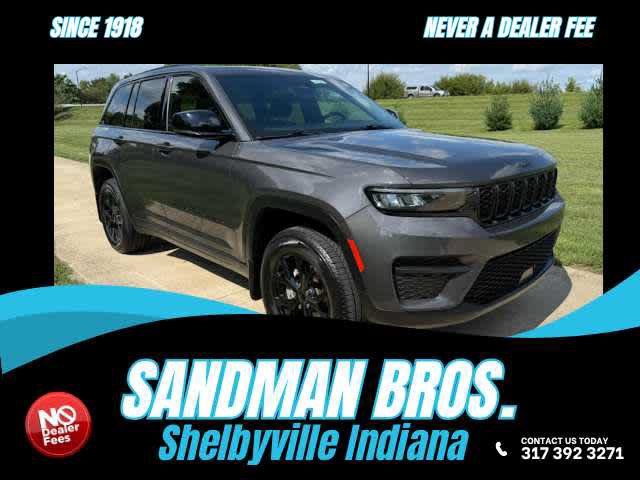 Used 2025 Jeep Grand Cherokee Altitude