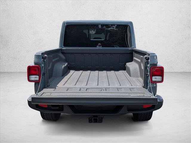 Used 2024 Jeep Gladiator Sport AWD/4WD image 6