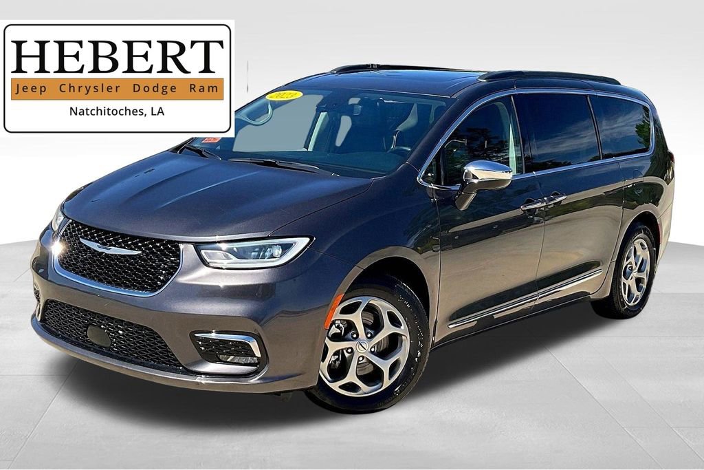 Used 2023 Chrysler Pacifica Limited