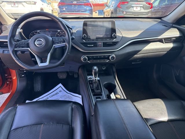 Used 2020 Nissan Altima 2.5 SR w/ Premium Package image 14