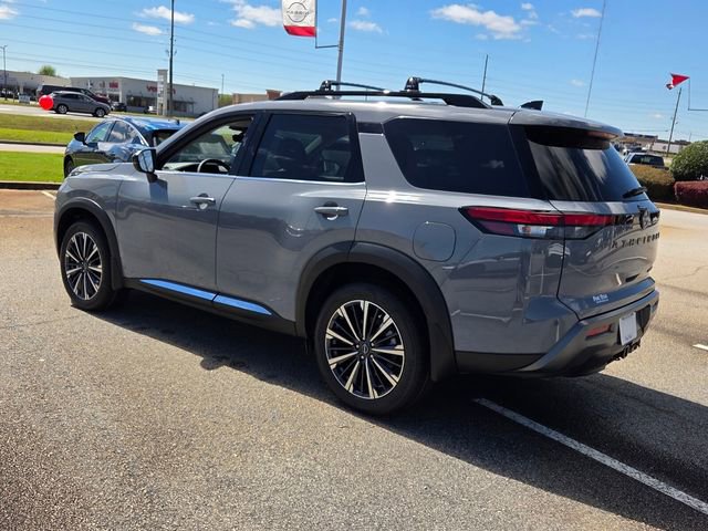 New 2026 Nissan Pathfinder Platinum w/ Cargo Package image 10