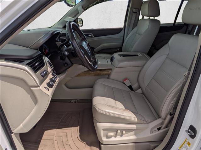 Used 2017 GMC Yukon Denali w/ Open Road Package AWD/4WD image 17
