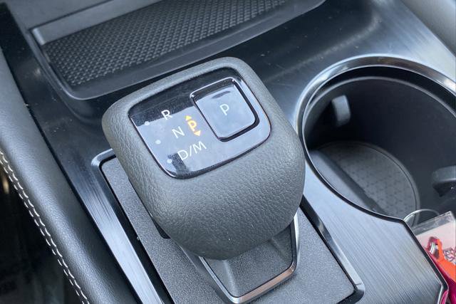 Used 2023 Nissan Rogue SL w/ SL Premium Package image 29