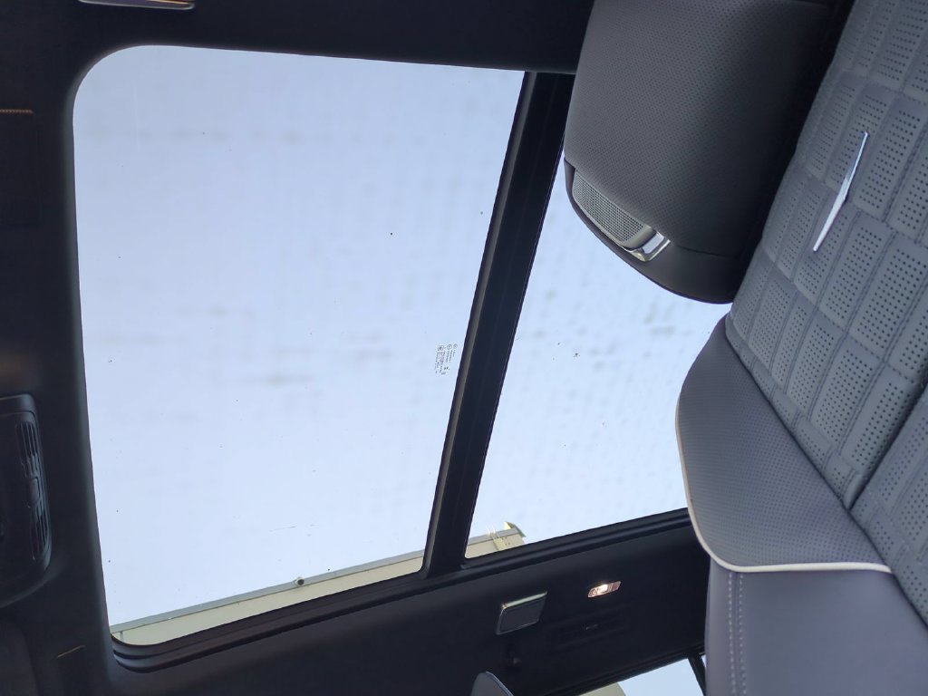 New 2026 Cadillac Escalade Platinum Sport AWD/4WD image 18