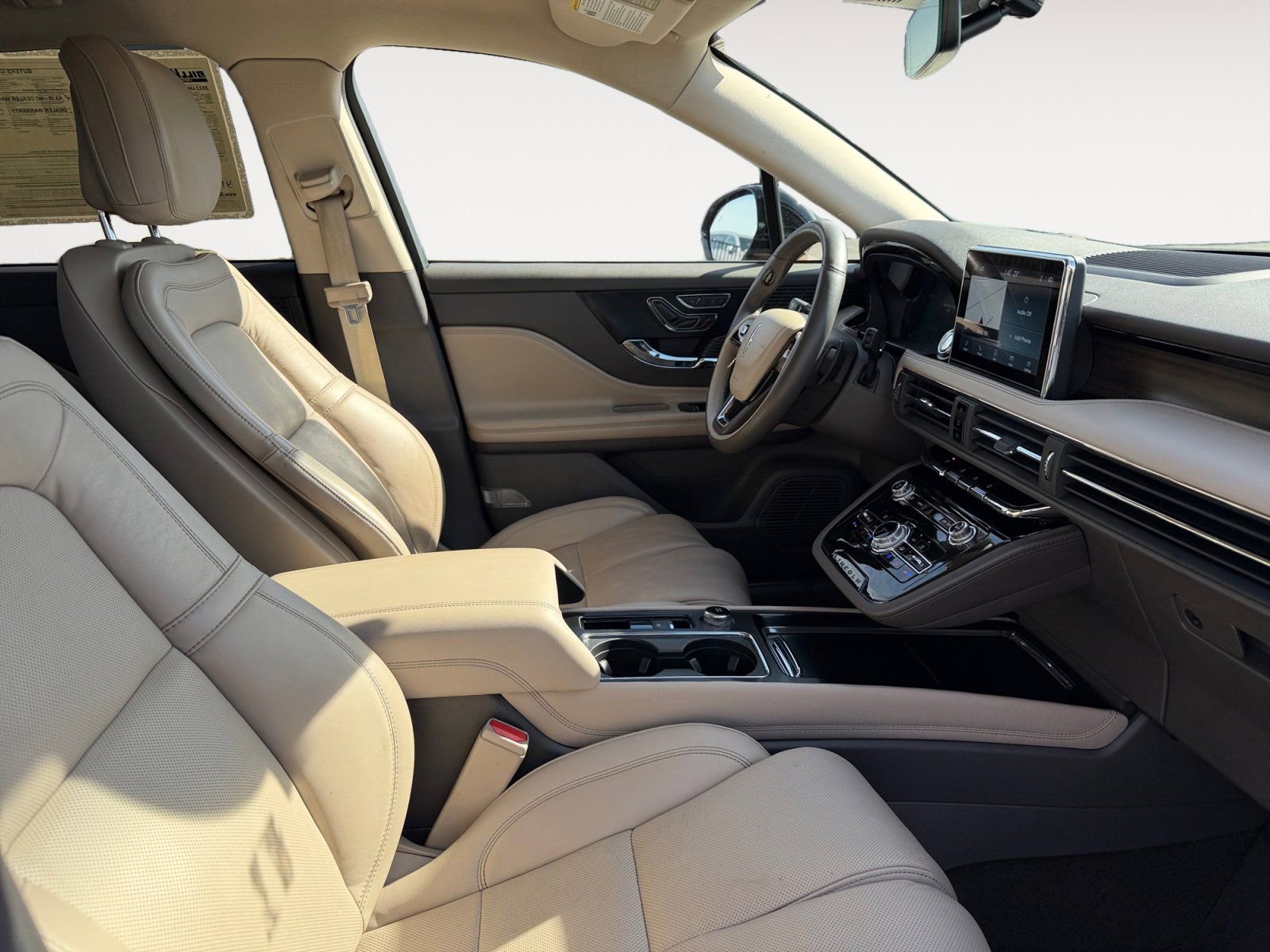 Certified 2022 Lincoln Corsair Reserve w/ Equipment Group 201A image 6