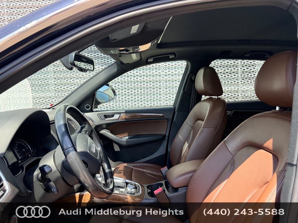 Used 2016 Audi Q5 2.0T Premium Plus w/ Technology Package AWD/4WD image 10