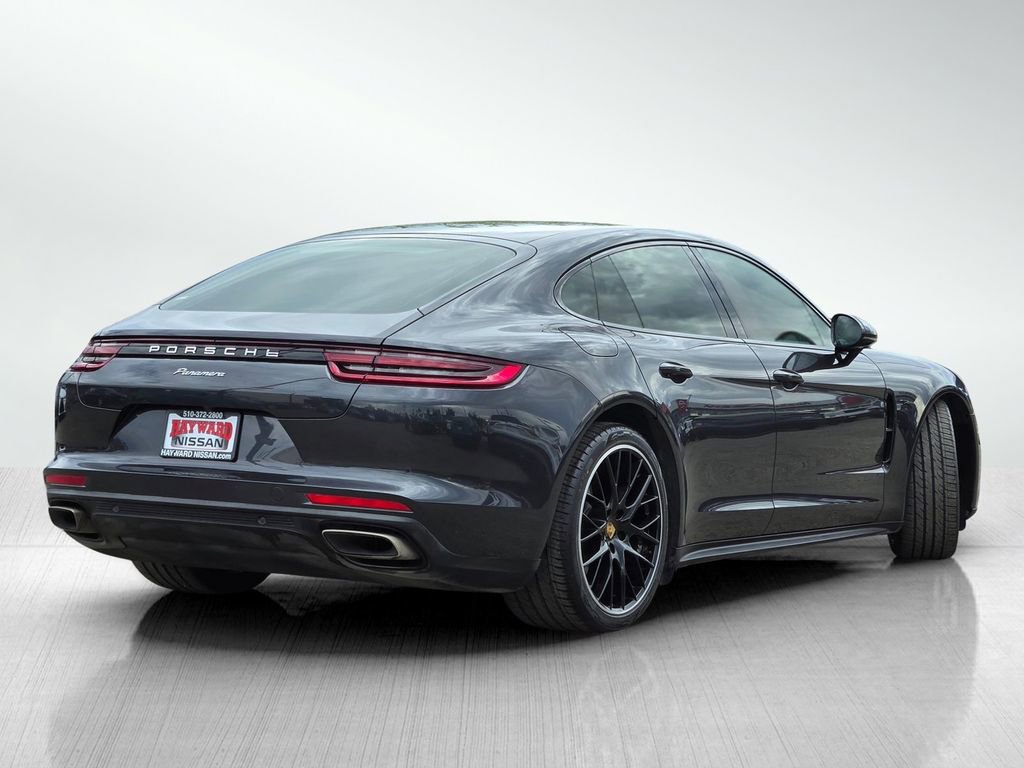 Used 2020 Porsche Panamera 4 image 4