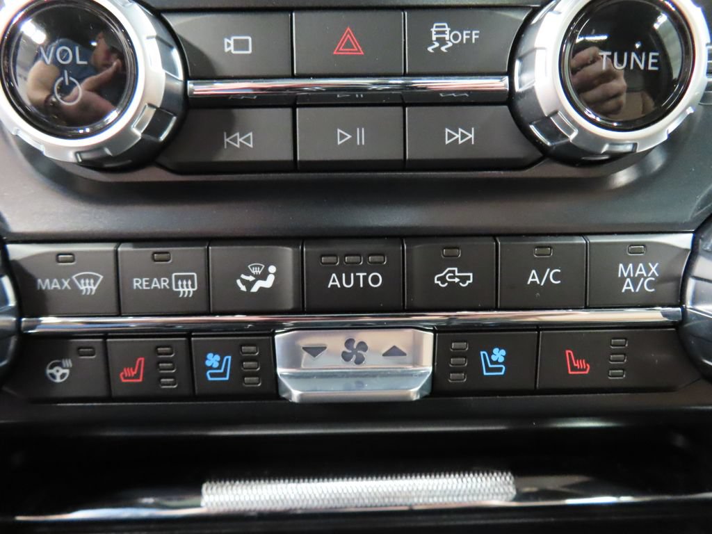Used 2025 Ford F150 King Ranch AWD/4WD image 69