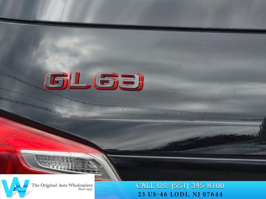 Used 2016 Mercedes-Benz GL 63 AMG 4MATIC image 23