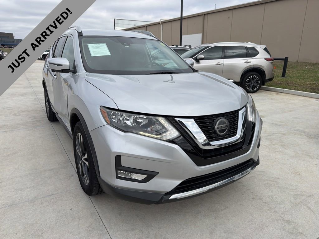 Certified 2018 Nissan Rogue SL image 3