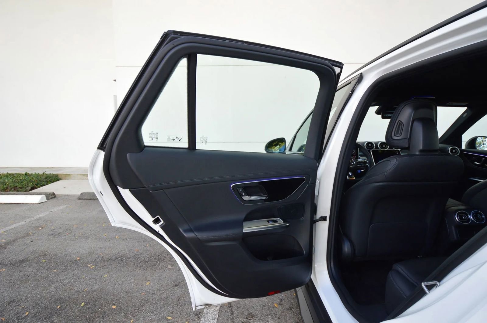 Used 2025 Mercedes-Benz GLC 43 AMG 4MATIC image 47